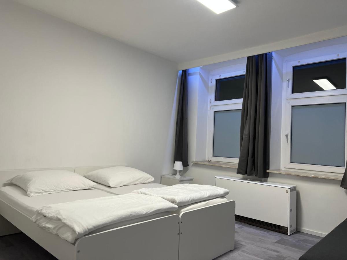 Freshly Renovated City Apartments Essen Kitchen Wifi Near Duesseldorf Airport Exterior foto