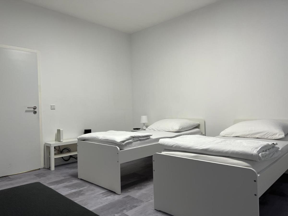 Freshly Renovated City Apartments Essen Kitchen Wifi Near Duesseldorf Airport Exterior foto